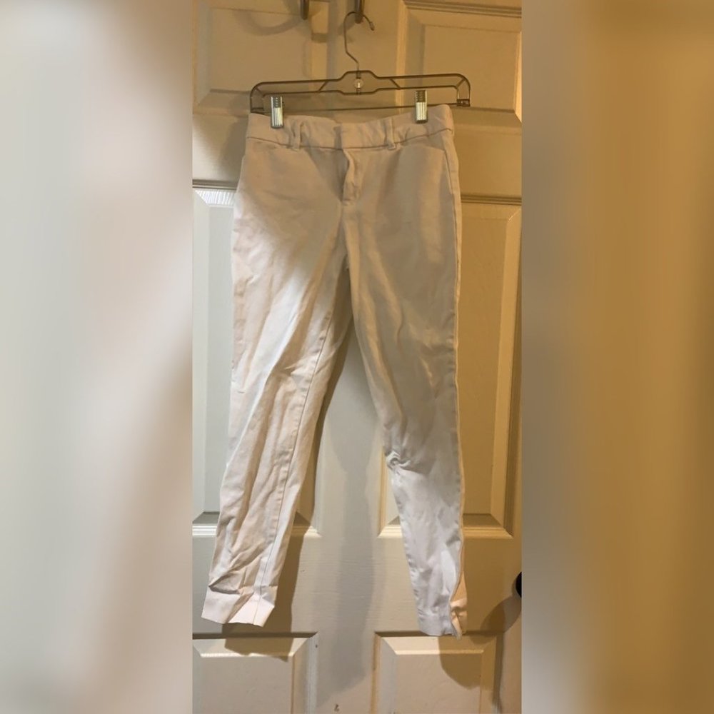 Size 4 White Old Navy Pixie Pants